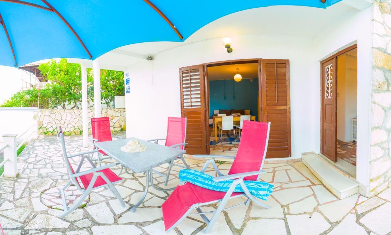 The Sea House Apartments Vis Zimmer foto