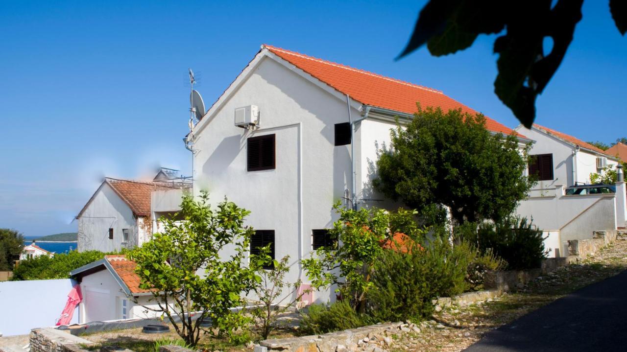 The Sea House Apartments Vis Exterior foto
